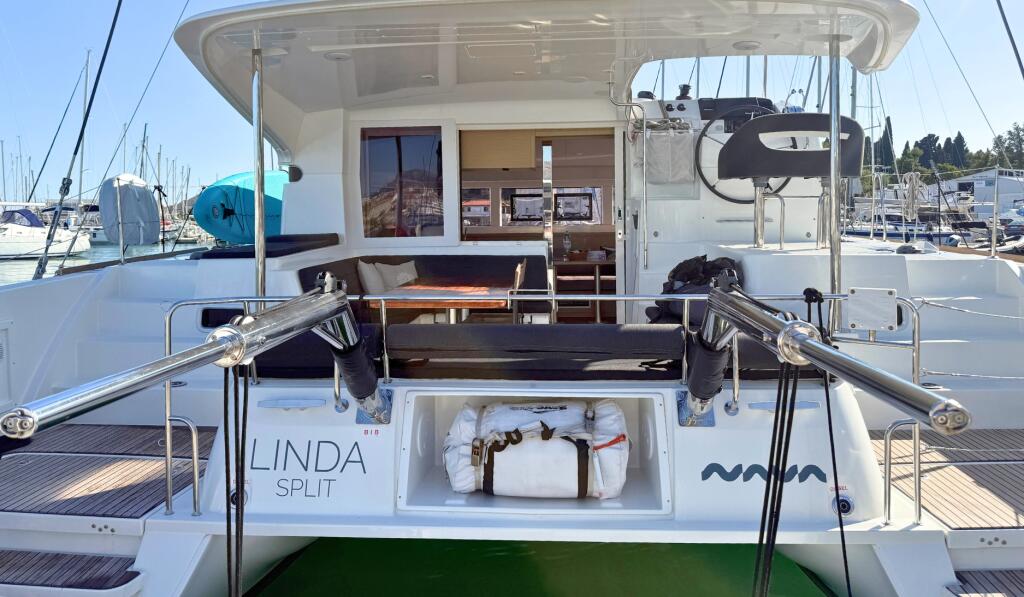 Catamaran 