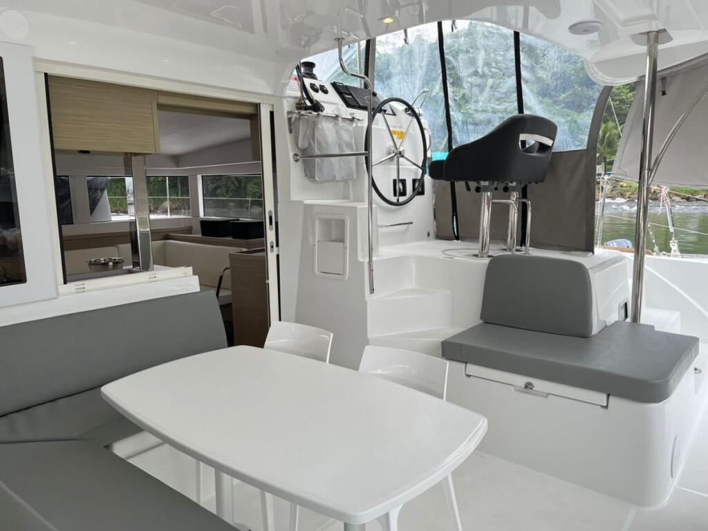 Catamaran 