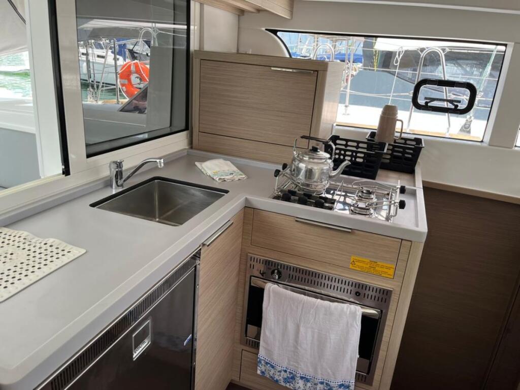 Catamaran 