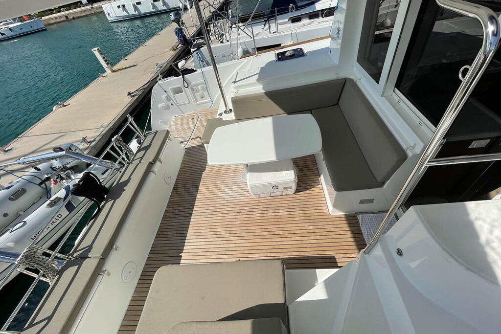 Catamaran 