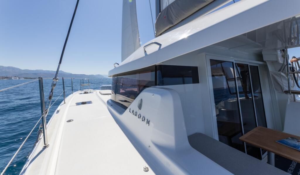 Catamaran 