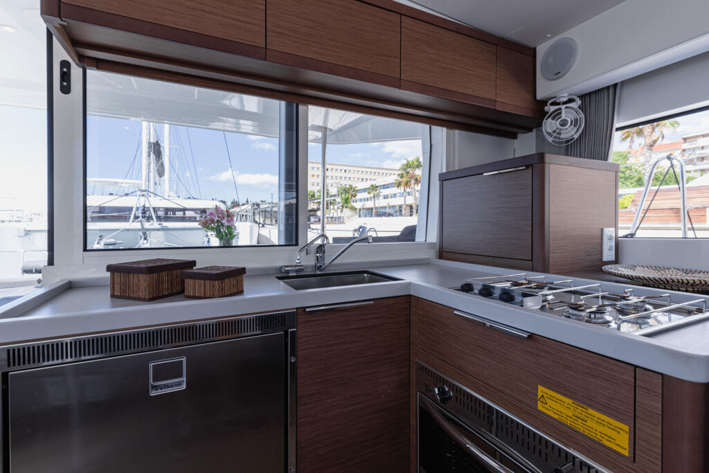 Catamaran 