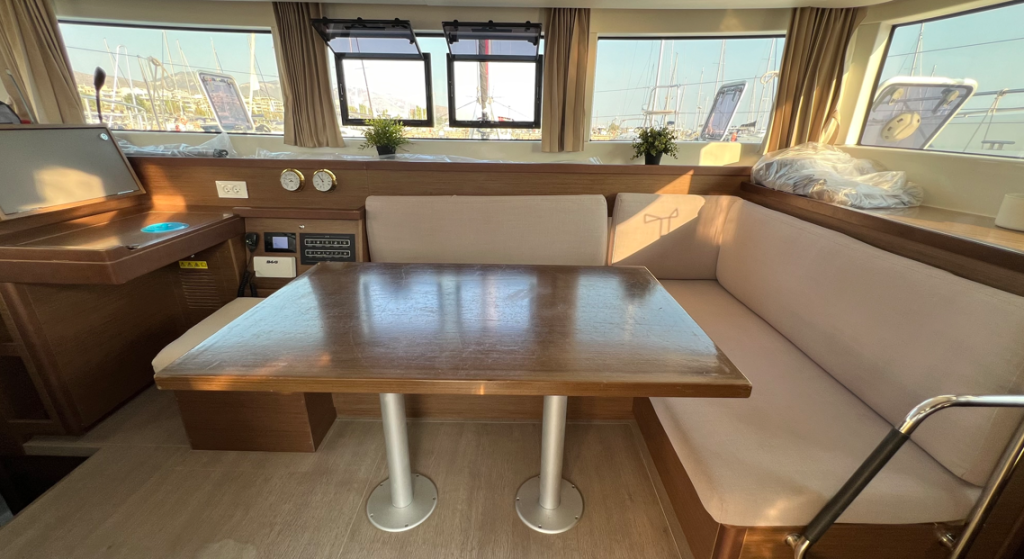 Catamaran 