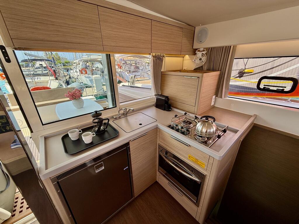 Catamaran 