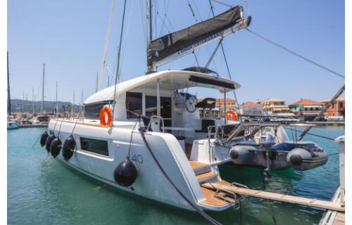 Catamaran 