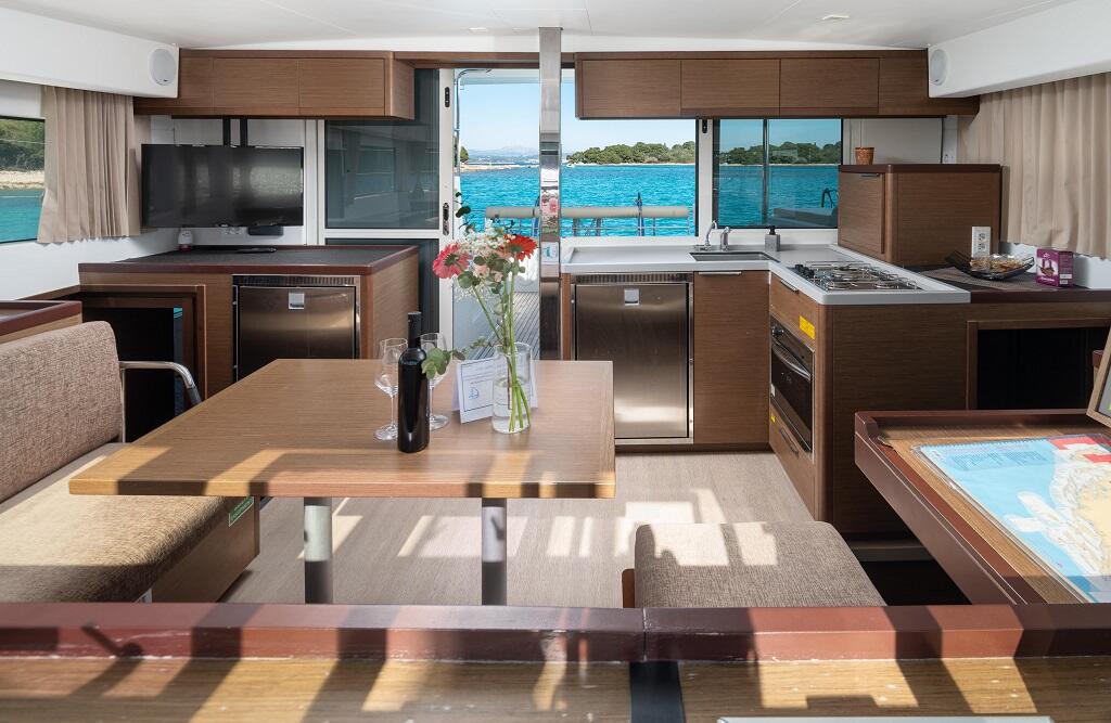 Catamaran 