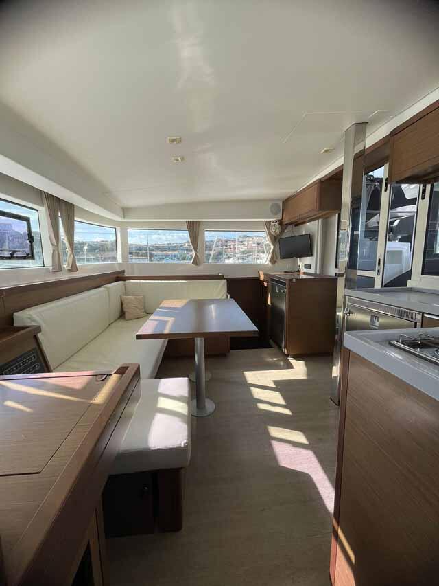 Catamaran 