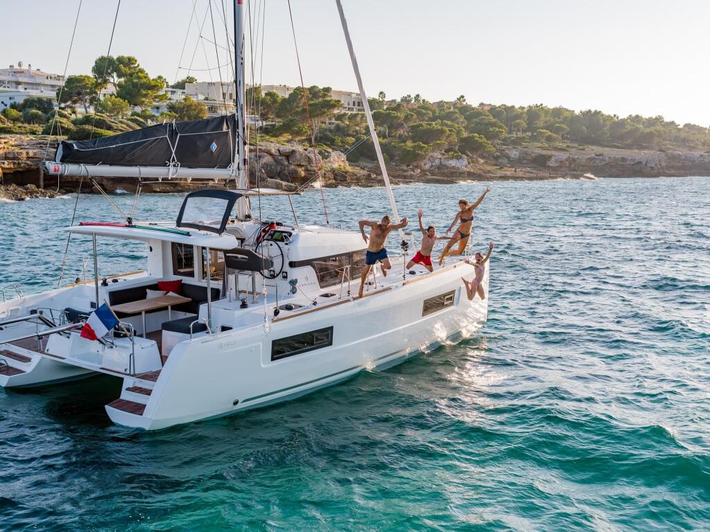 Catamaran 