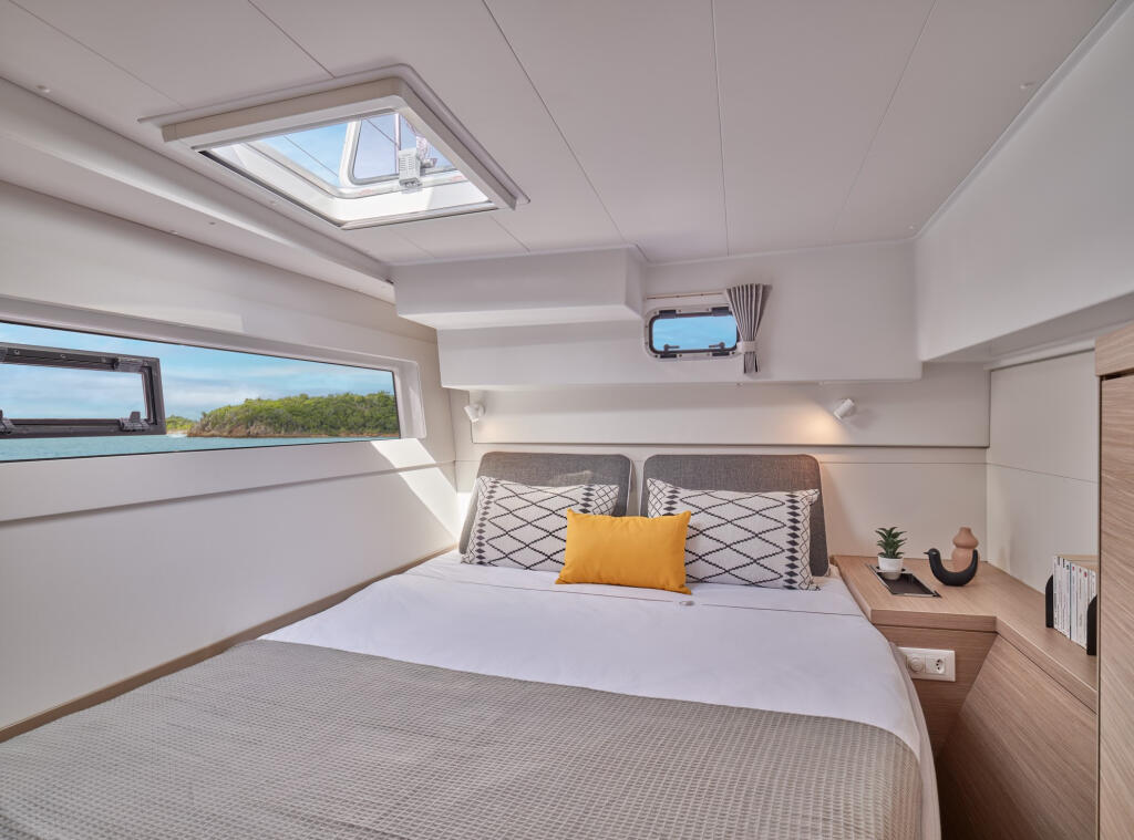Catamaran 