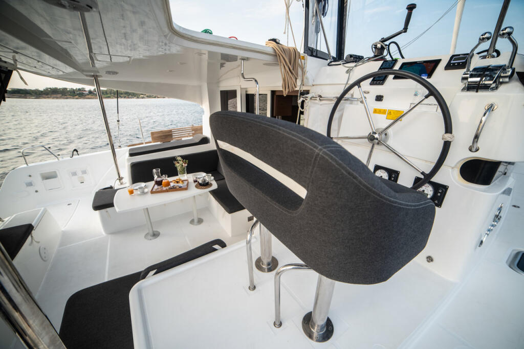 Catamaran 