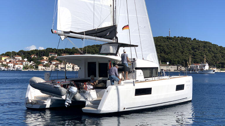 Catamaran 
