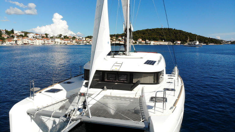 Catamaran 
