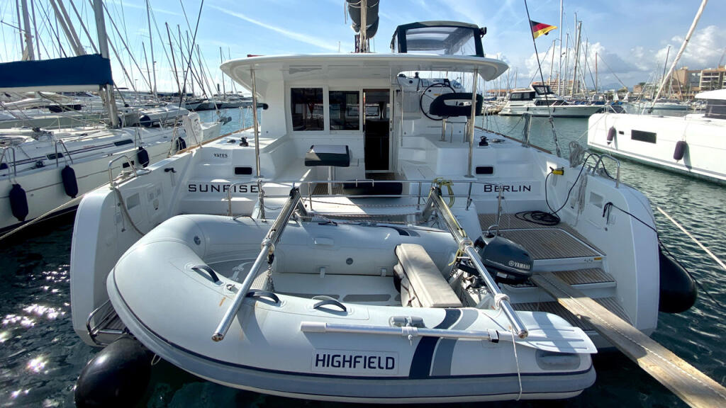 Catamaran 