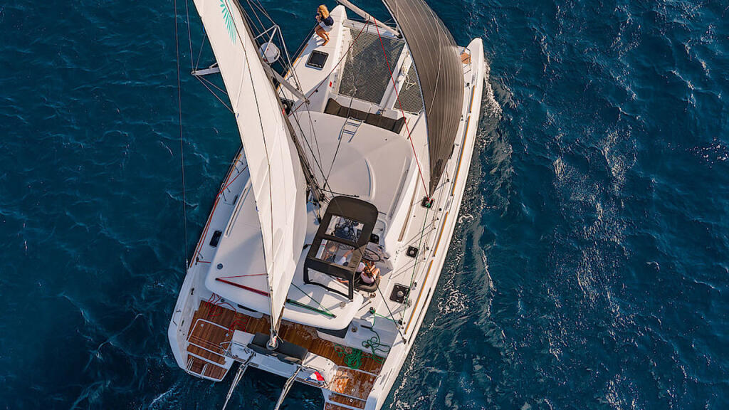 Catamaran 