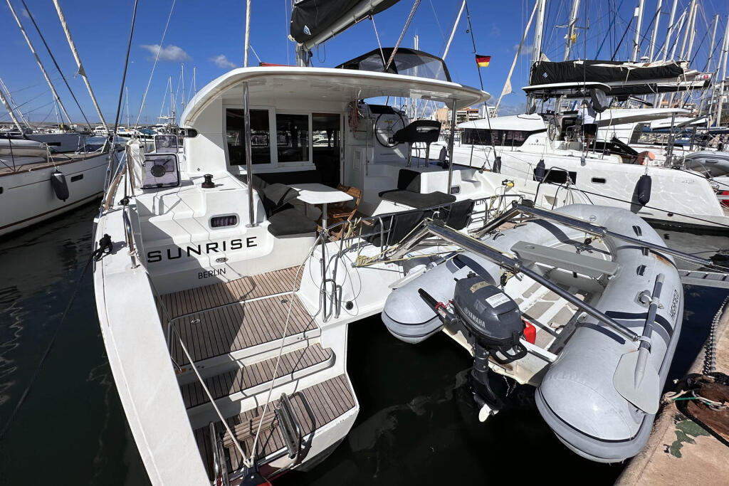 Catamaran 