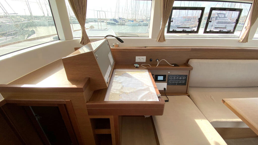Catamaran 