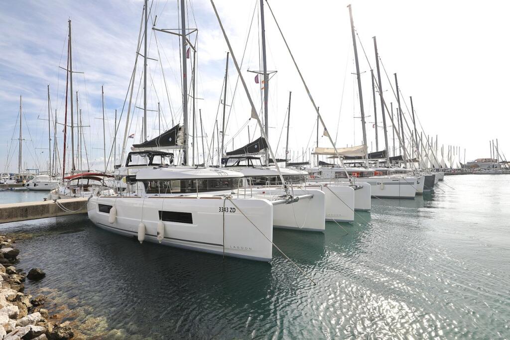 Catamaran 