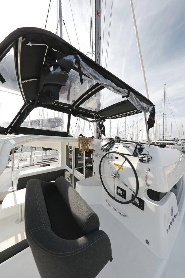 Catamaran 