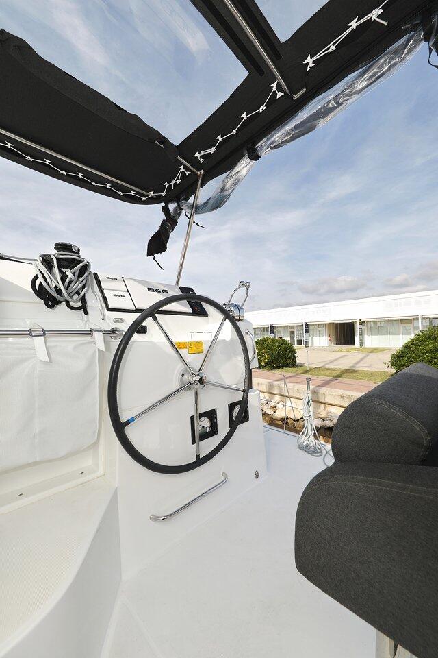 Catamaran 