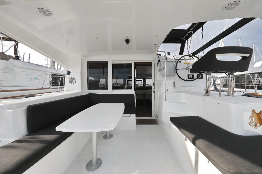 Catamaran 