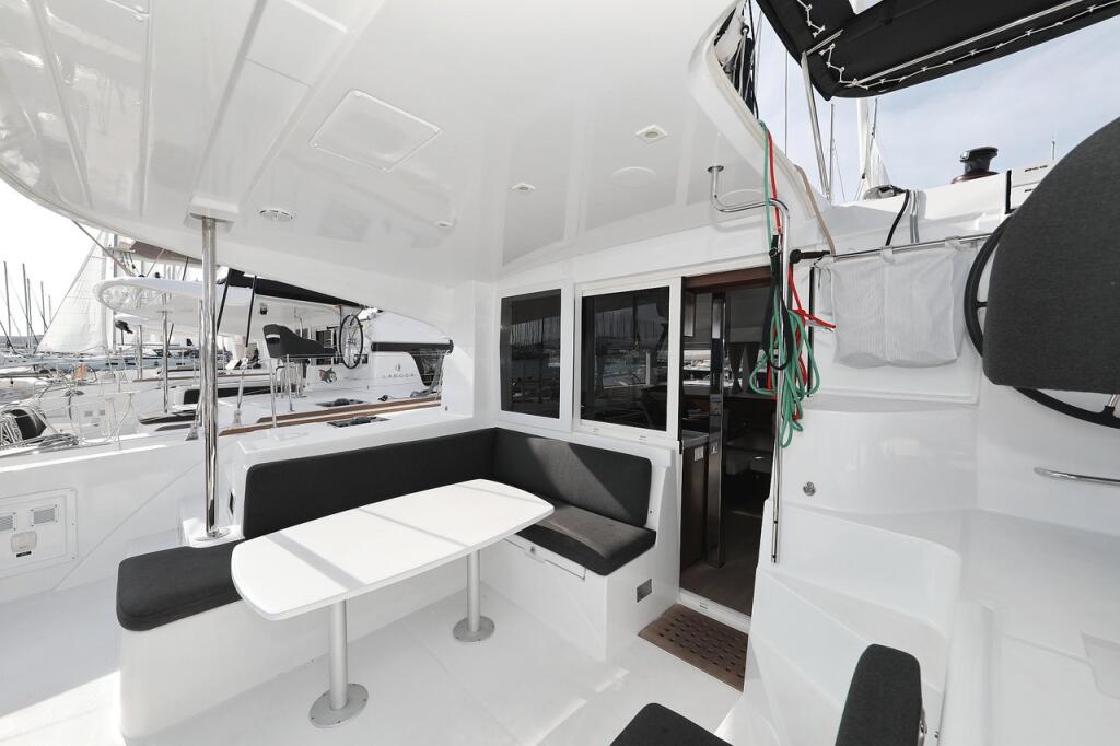 Catamaran 