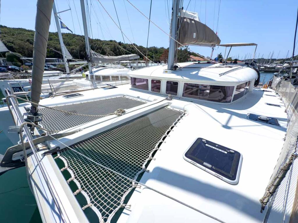 Catamaran 