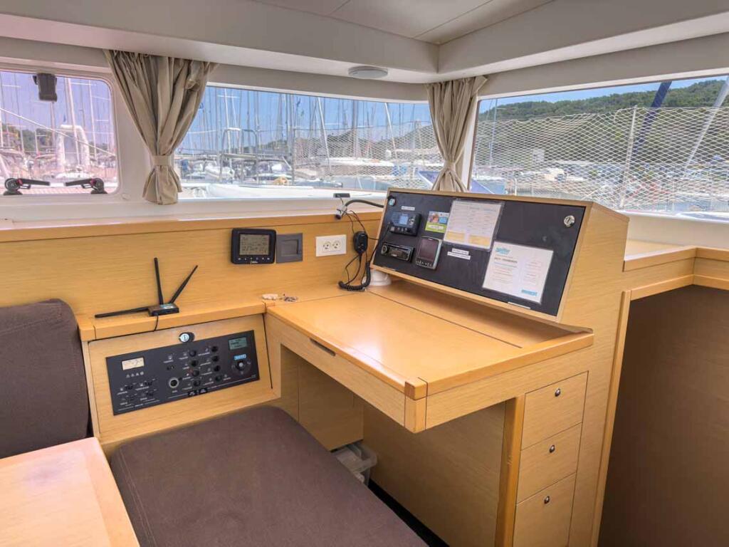 Catamaran 