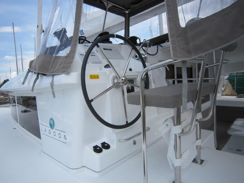 Catamaran 