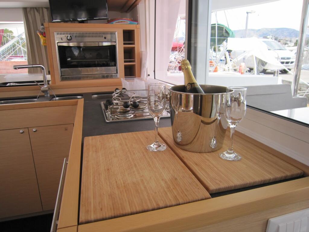 Catamaran 