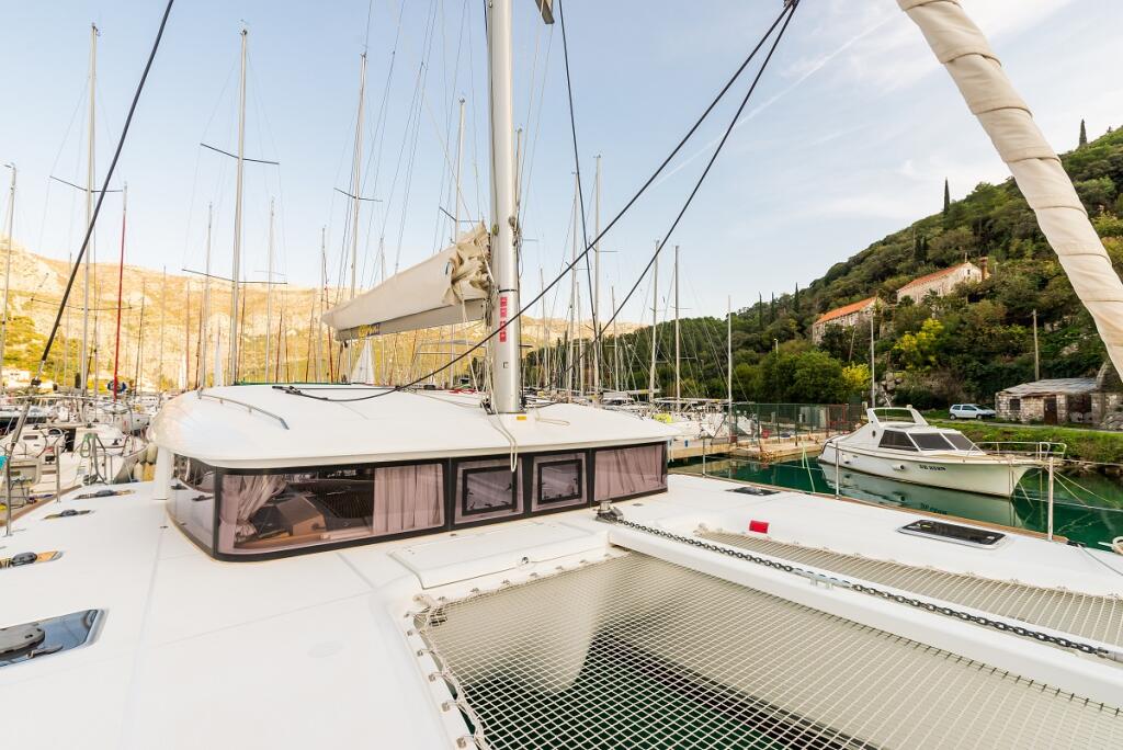 Catamaran 