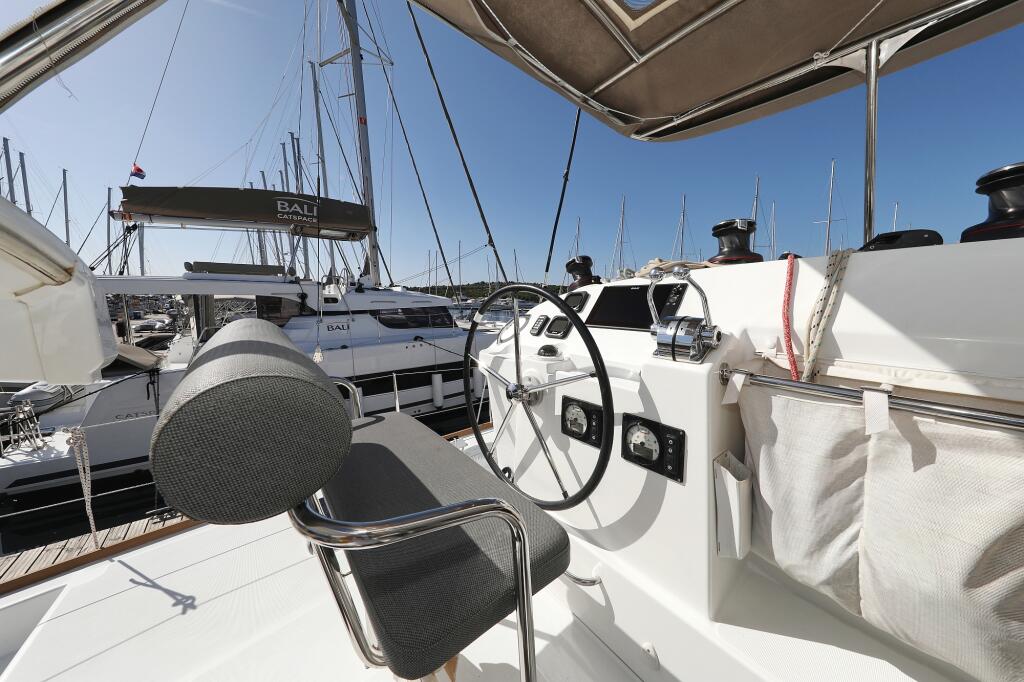 Catamaran 