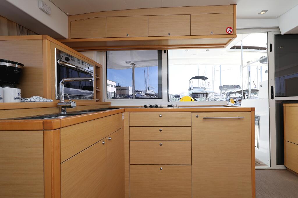 Catamaran 