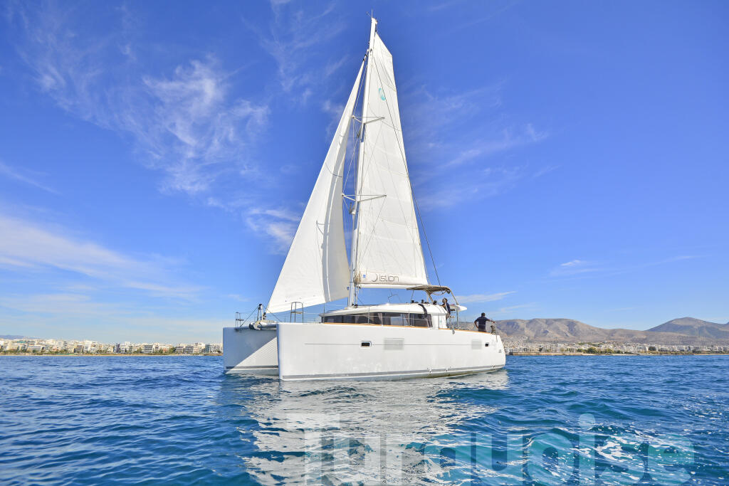 Catamaran 