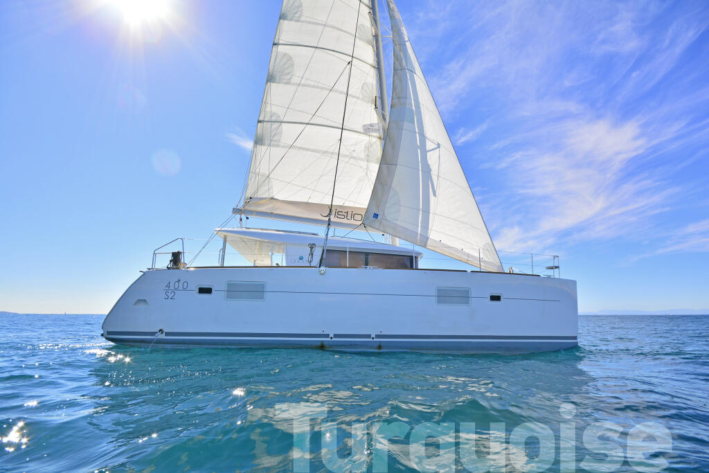 Catamaran 