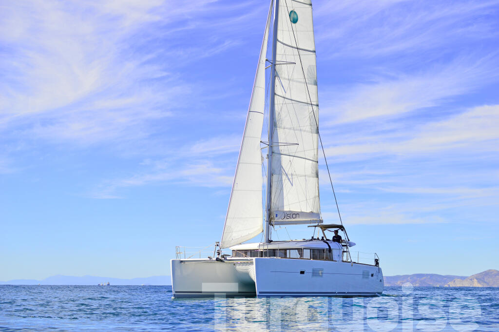 Catamaran 