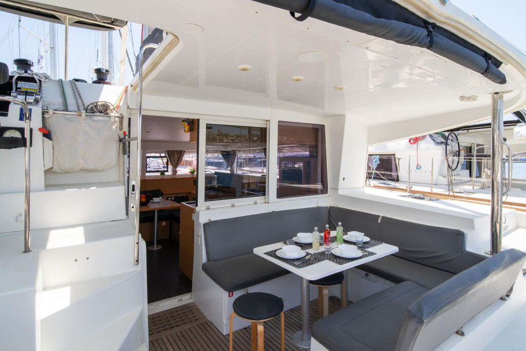 Catamaran 