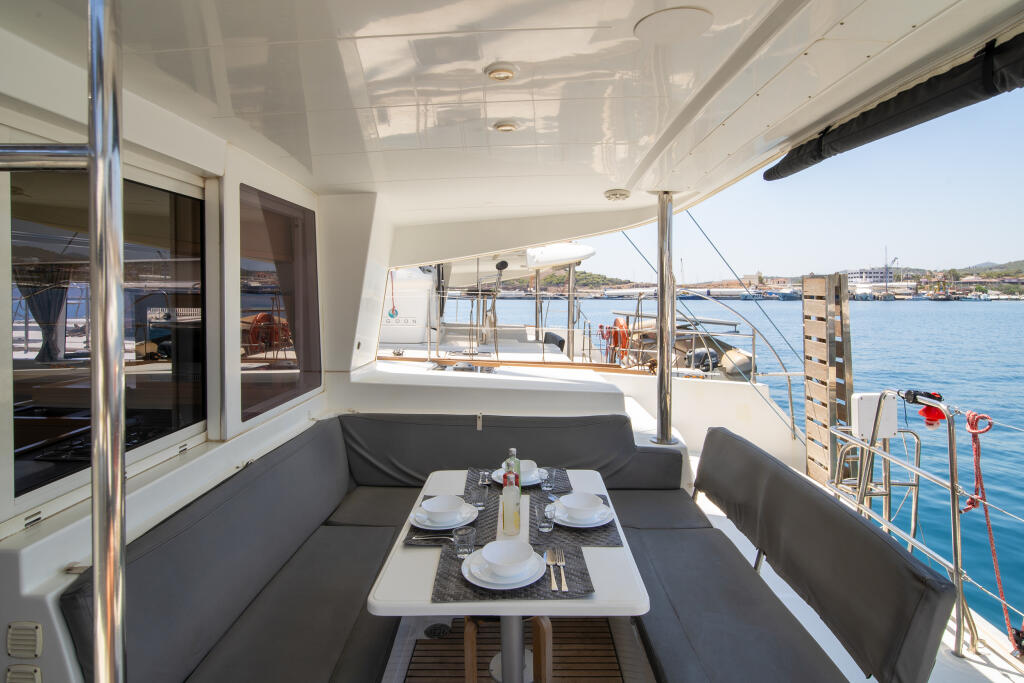 Catamaran 