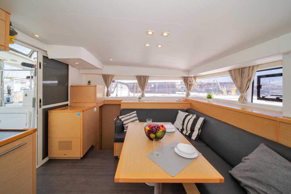 Catamaran 