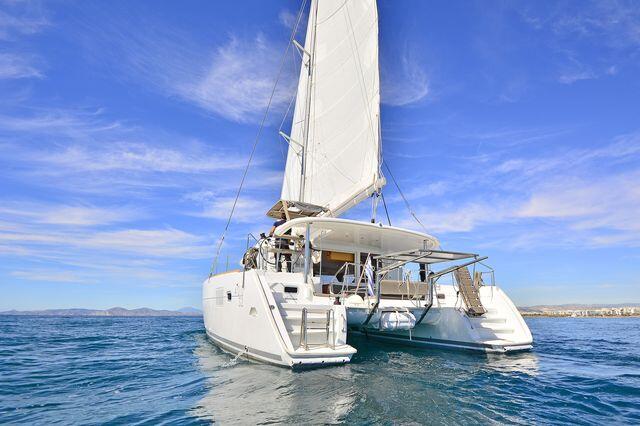 Catamaran 