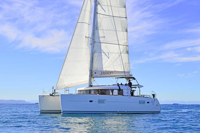 Catamaran 