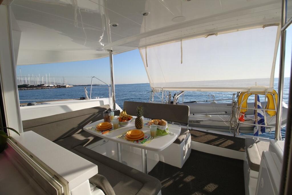 Catamaran 