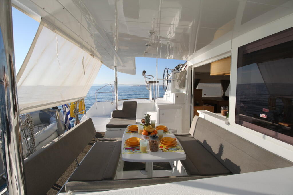 Catamaran 