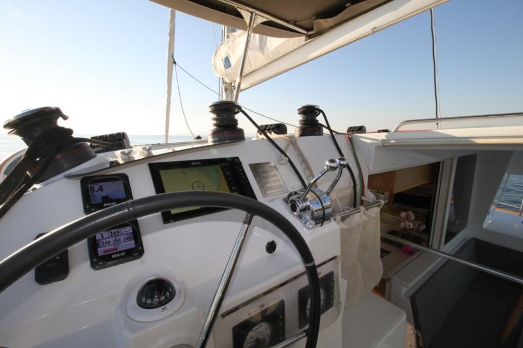 Catamaran 