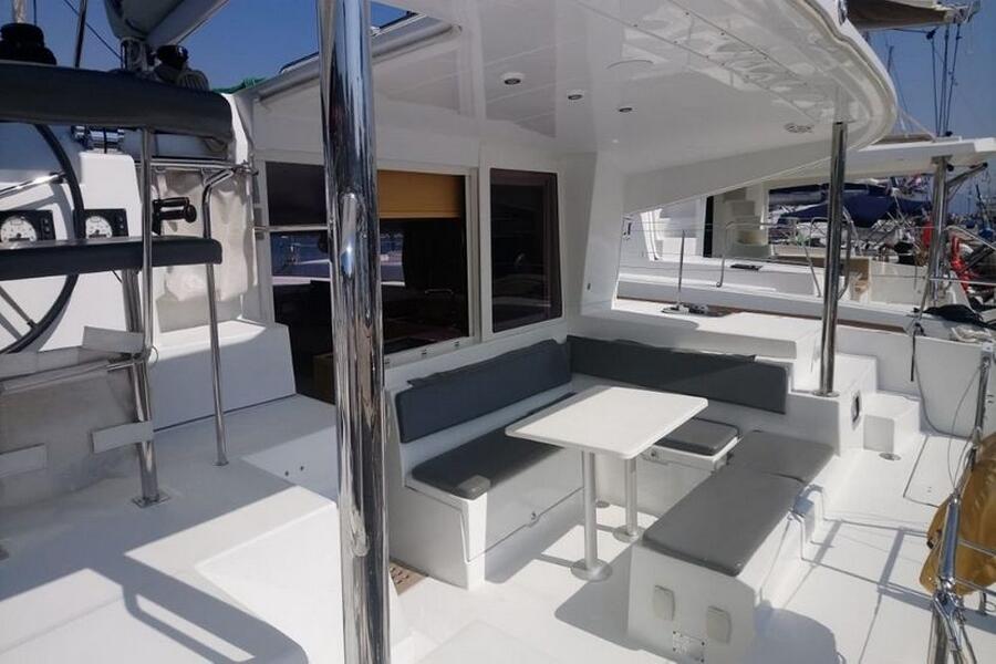 Catamaran 