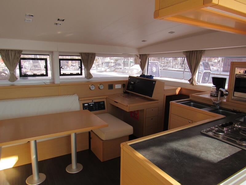 Catamaran 