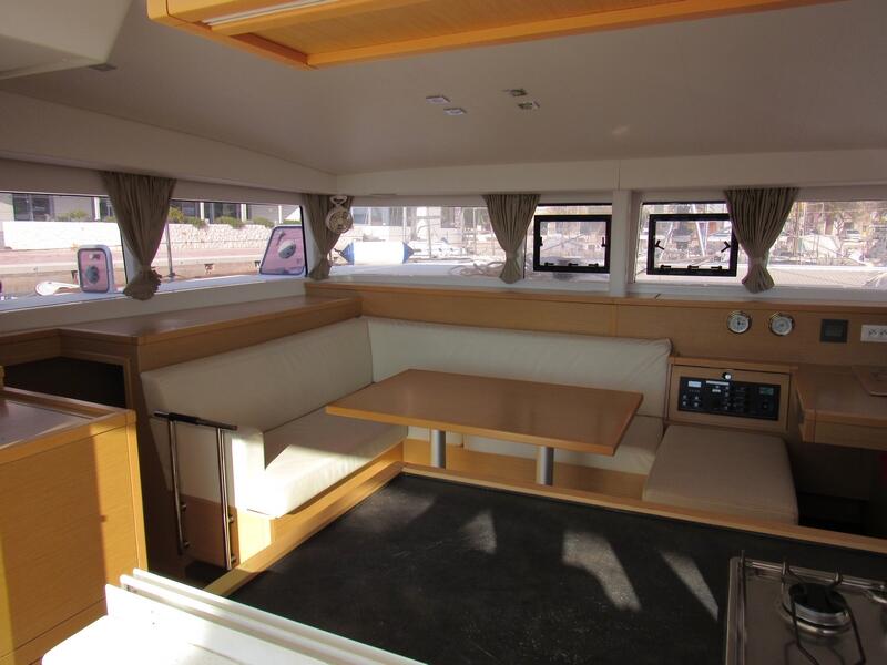 Catamaran 
