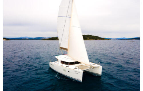 Catamaran 