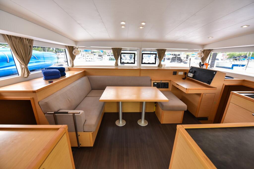Catamaran 