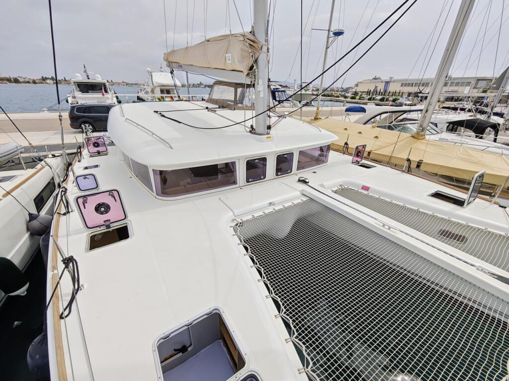 Catamaran 
