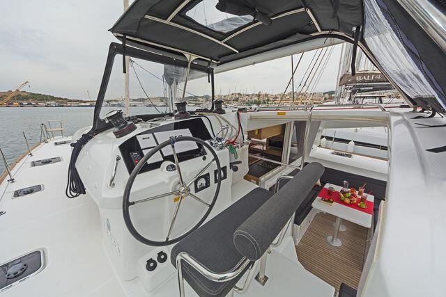 Catamaran 